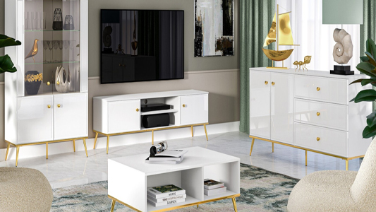 Golden accents in interiors - how to arrange a space in a glamorous style?